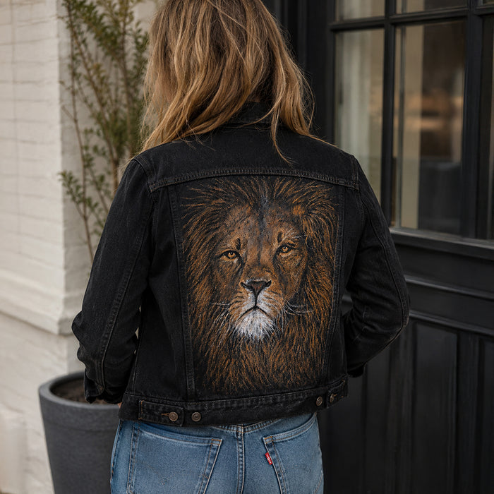 Lion | Black Denim Jacket | Size Medium